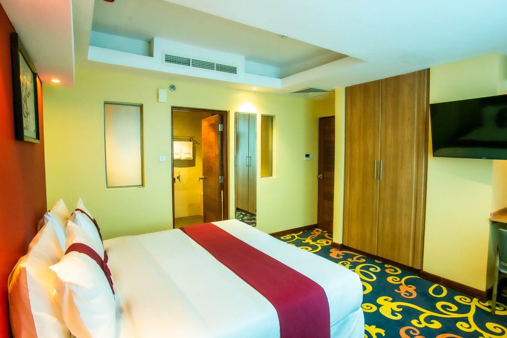 Parrot Hotel Arusha | Best Hotel in Arusha City for Comfort, Dining & Safaris